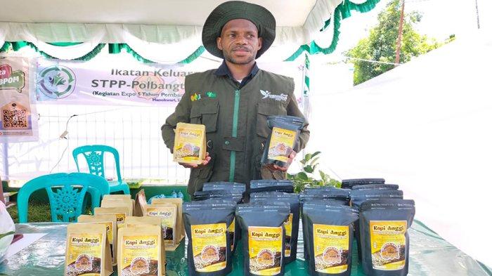 Ekspor Kopi Papua Kisah Barto Inden Petani Milenial