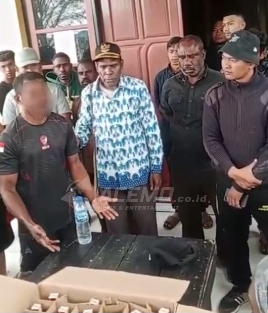 Kepala Suku Anggi dan Warga Gerebek Oknum TNI
