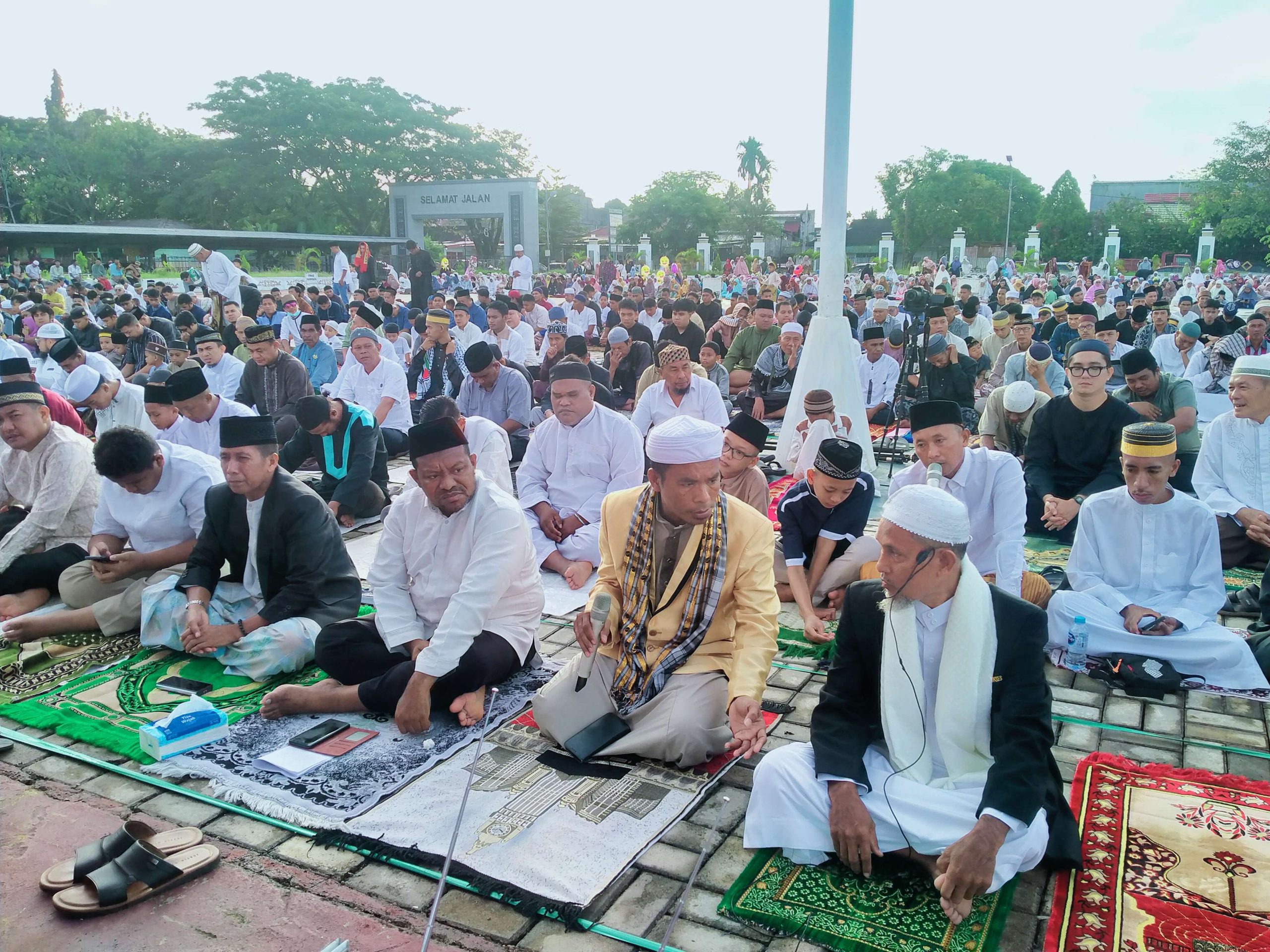 Umat Muslim di Papua Barat Daya Laksanakan Sholat