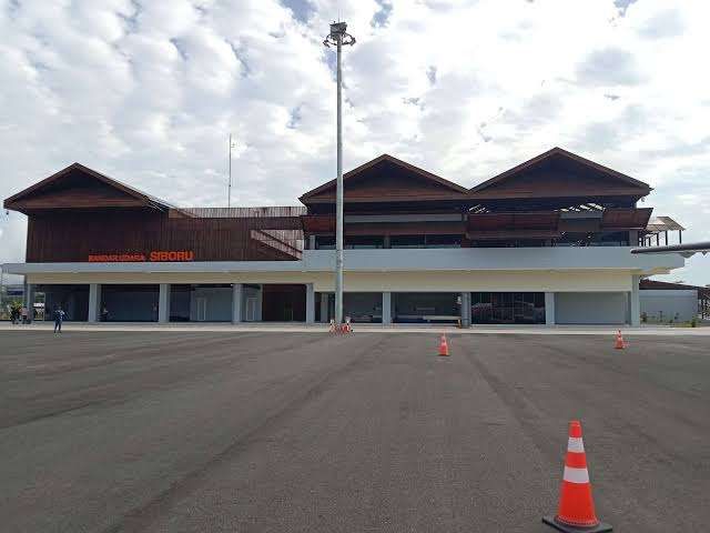 Perluasan Runway Bandara Siboru Fakfak Terganjal Sertifikasi